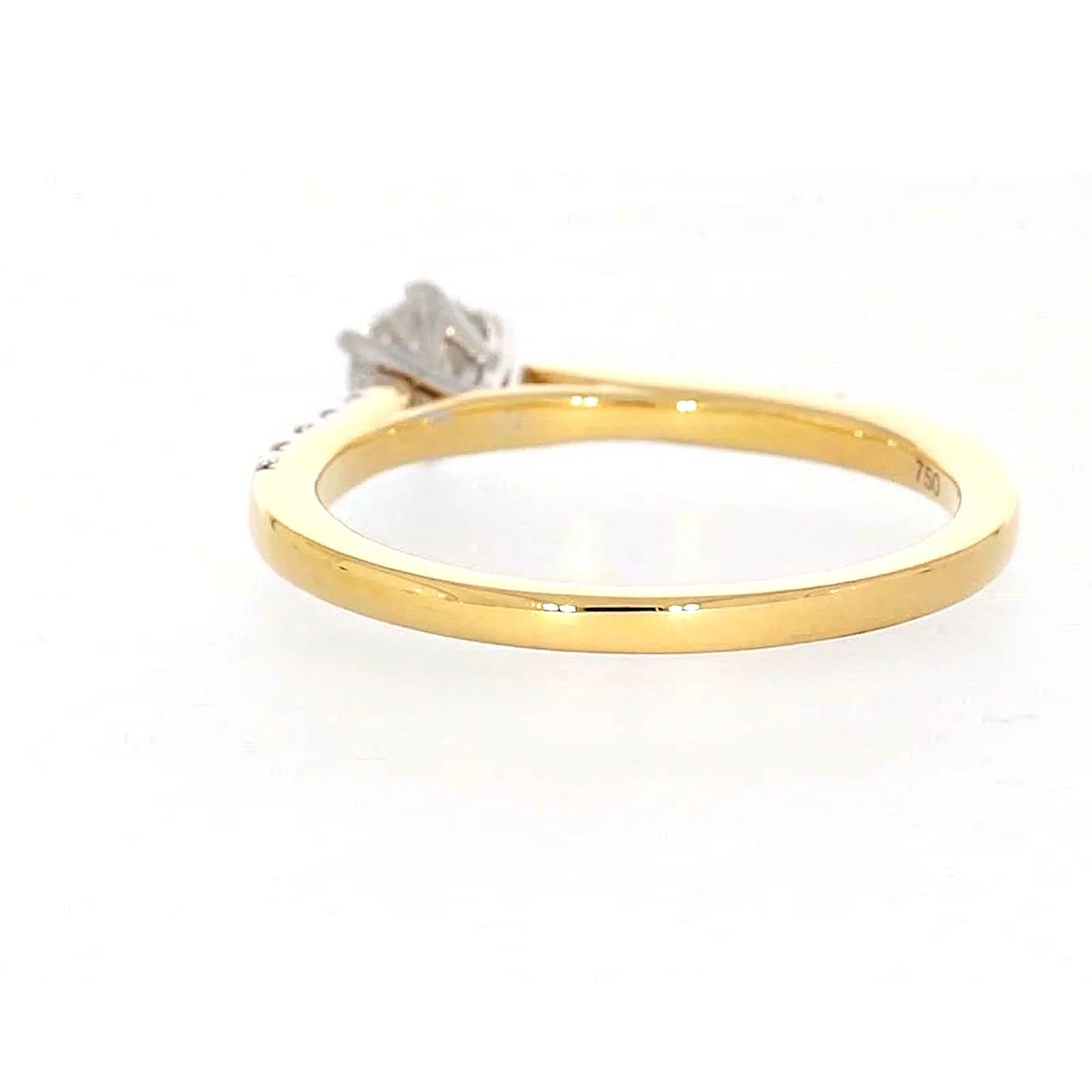 18ct Two Tone Gold Round Brilliant Cut with 0.70 CARAT tw of Diamonds Ring