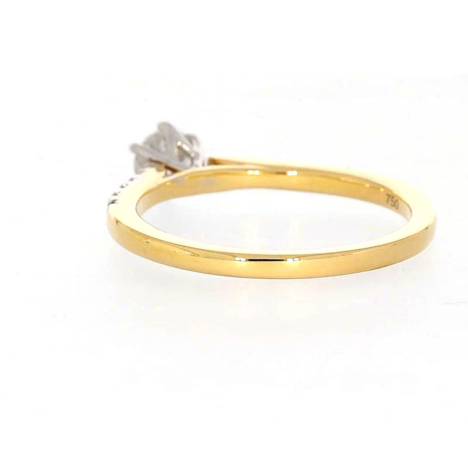 18ct Two Tone Gold Round Brilliant Cut with 0.70 CARAT tw of Diamonds Ring