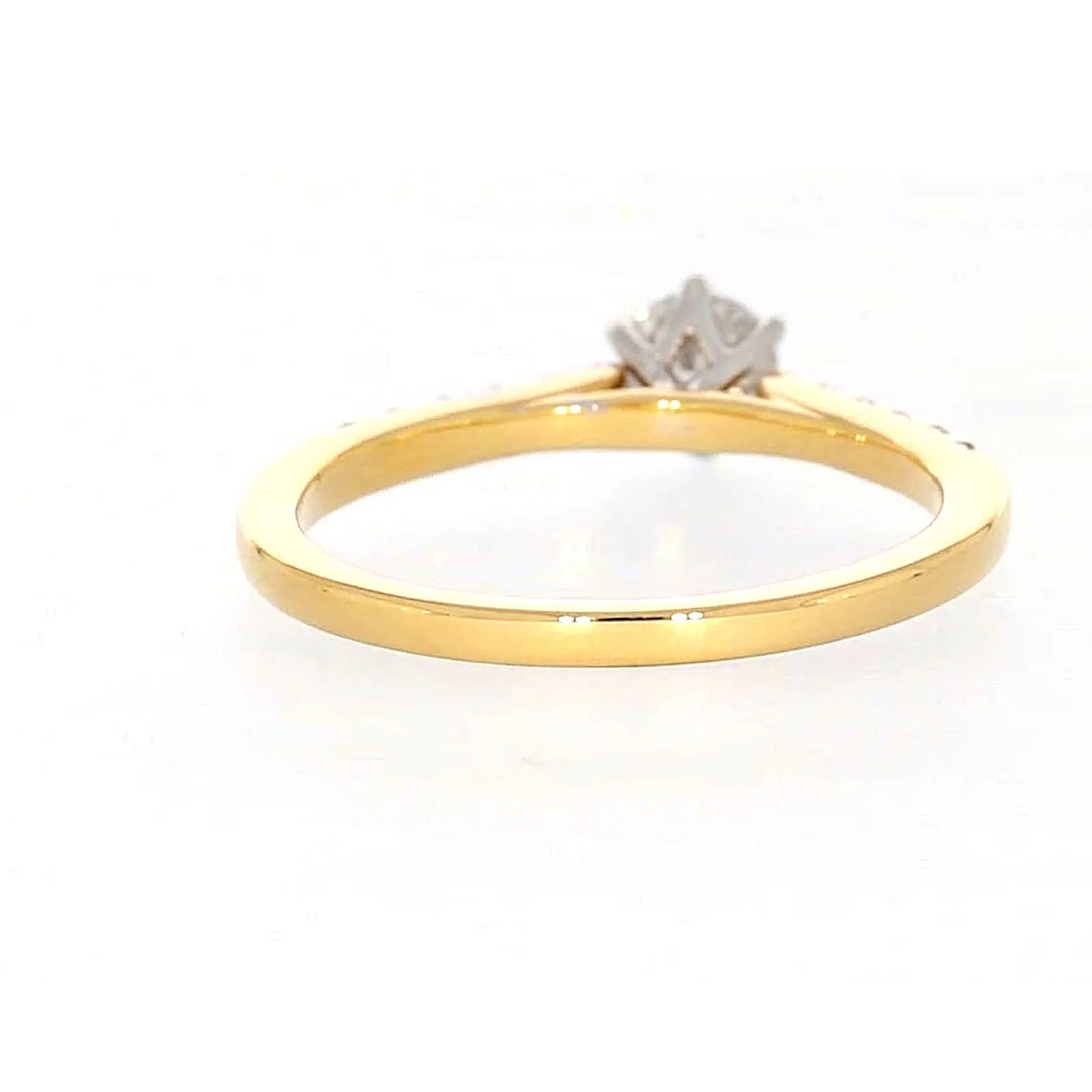 18ct Two Tone Gold Round Brilliant Cut with 0.70 CARAT tw of Diamonds Ring