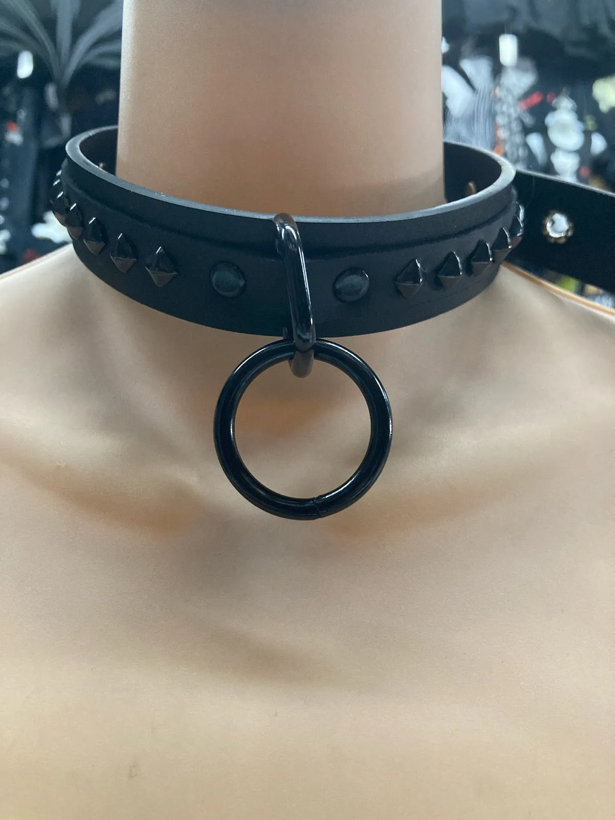 Black Leather Collar w/ Black O Ring and Diamond Stud Details