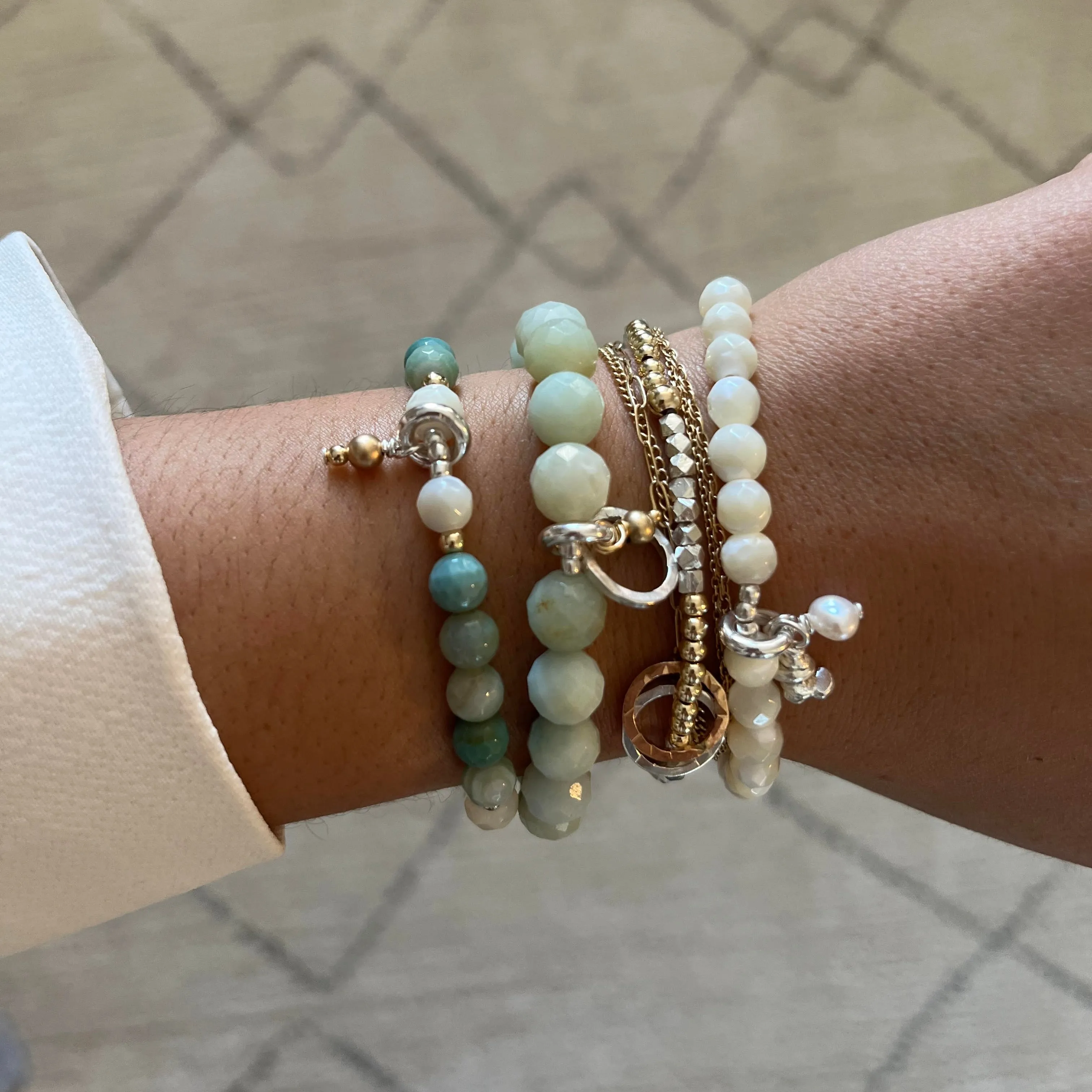 Ellipse Collection:  Green Agate & Mother of Pearl Stretch Bracelet