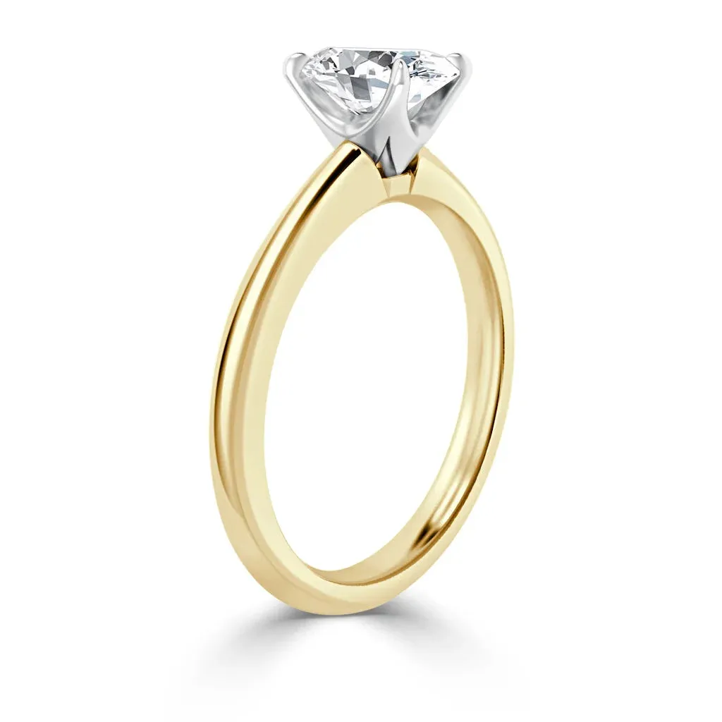 Lucy - 18ct Yellow Gold - Oval