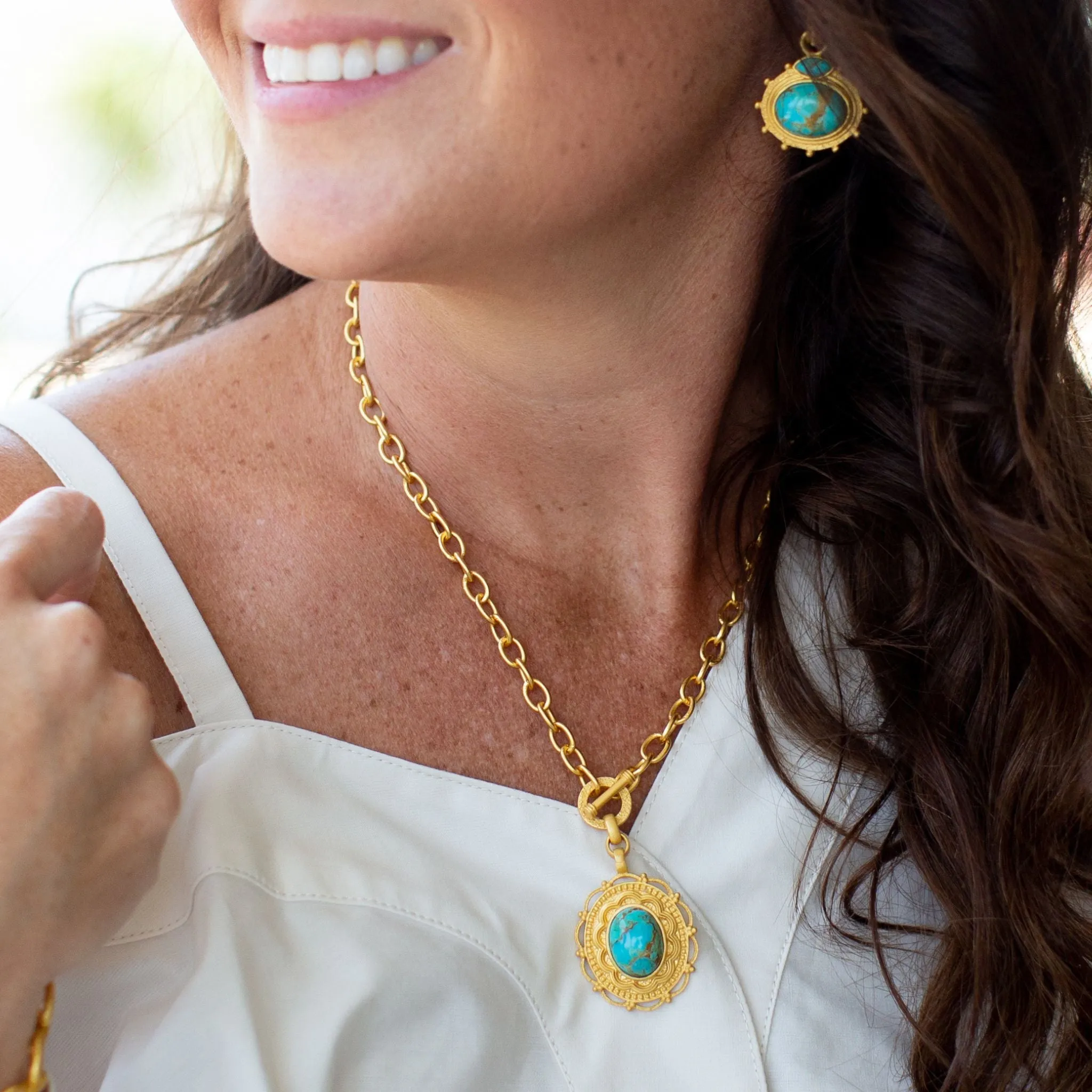 Meet Me in Mykonos Toggle Necklace - Turquoise