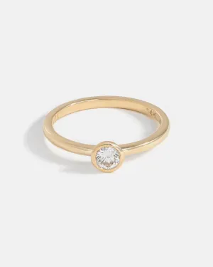 Origines Solitaire Ring in 14k Fairmined Gold with lab grown Diamond