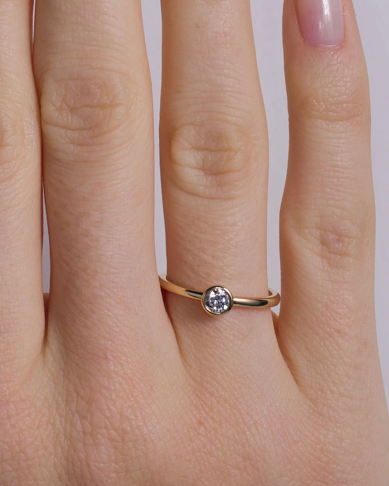 Origines Solitaire Ring in 14k Fairmined Gold with lab grown Diamond